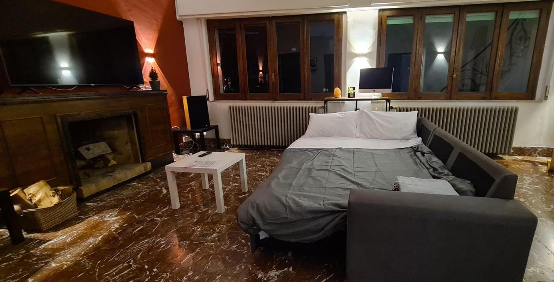 La Villa Di Largo Pilo Aeroporto di Catania Fontana Rossa Esterno foto